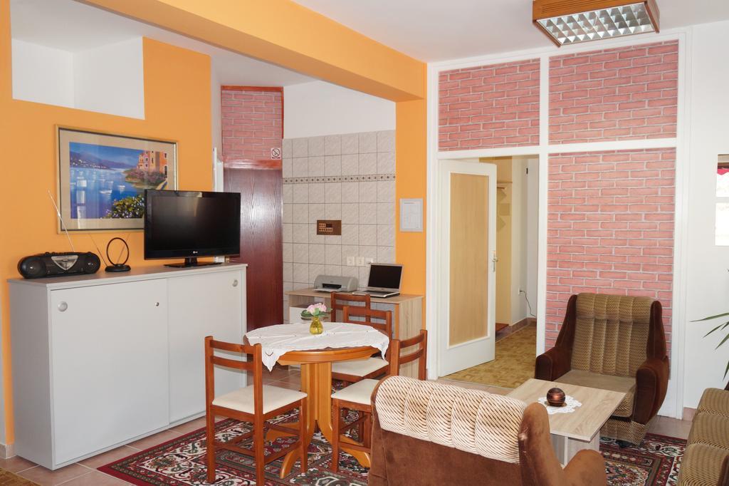 Apartment Pokos Varazdinske Toplice Exterior foto